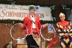 Stammtisch der Schäffler in der Schönheitskönigin auf der Oidn Wiesn am Oktoberfest in München 2018