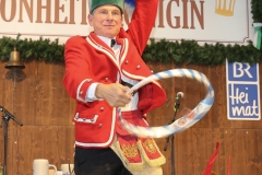 Stammtisch der Schäffler in der Schönheitskönigin auf der Oidn Wiesn am Oktoberfest in München 2018