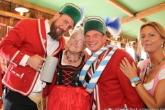 Stammtisch der Schäffler in der Schönheitskönigin auf der Oidn Wiesn am Oktoberfest in München 2018