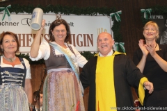 Gitti Walbrun, Ilse Aigner, Jürgen Kirner, Bianca Bachmann (von li. nach re.), 1. Tag in der Schönheitskönigin auf der Oidn Wiesn am Oktoberfest in München 2018