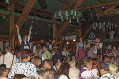 Kapelle Kaiserschmarrn, 1. Tag in der Schönheitskönigin auf der Oidn Wiesn am Oktoberfest in München 2018