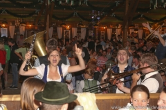 Kapelle Kaiserschmarrn, 1. Tag in der Schönheitskönigin auf der Oidn Wiesn am Oktoberfest in München 2018