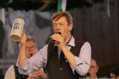 Peter Reichert, Tag 11  im Volkssängerzelt zur Schönheitskönigin auf der Oidn Wiesn in München 2019