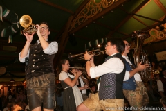 Kapelle Kaiserschmarrn, Schönheitskönigin 12. Tag auf  der Oidn Wiesn am Oktoberfest in München 2018