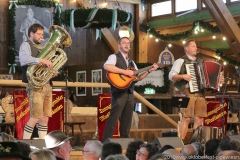 Schleudergang, Der 13. Tag im Volkssängerzelt zur Schönheitskönigin auf der Oidn Wiesn in München 2019