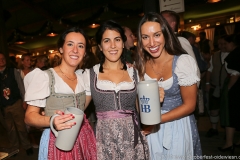 Tag  14 in Volkssängerzelt zur Schönheitskönigin auf der Oidn Wiesn in München 2019