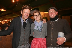 Peter Reichert, Gerdi Reichert, Sebastian Bietsch (von li. nach re.), Tag  14 in Volkssängerzelt zur Schönheitskönigin auf der Oidn Wiesn in München 2019