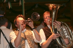 Kapelle Kaiserschmarrn, Schönheitskönigin 15. Tag auf der Oidn Wiesn am Oktoberfest in München 2018