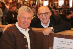 Dieter Reiter und Jürgen Kirner (re.), Tag  15 im Volkssängerzelt zur Schönheitskönigin auf der Oidn Wiesn in München 2019