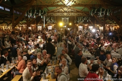 Kapelle Kaiserschmarrn, Schönheitskönigin 16. Tag auf der Oidn Wiesn am Oktoberfest in München 2018