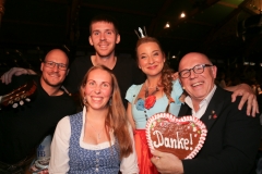 Trio Stierig, Constanze Lindner, Jürgen Kirner (von  li. nach re.), Tag  16 im Volkssängerzelt zur Schönheitskönigin auf der Oidn Wiesn in München 2019