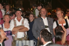 Tag  16 im Volkssängerzelt zur Schönheitskönigin auf der Oidn Wiesn in München 2019