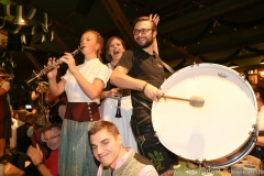 Kapelle Kaiserschmarrn, Der 2. Tag in der Schönheitskönigin auf der Oidn Wiesn am Oktoberfest in München 2018