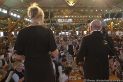 Der 2. Tag im Volkssängerzelt zur Schönheitskönigin auf der Oidn Wiesn in München 2019