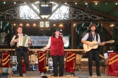 Barbara Preis, Der 2. Tag im Volkssängerzelt zur Schönheitskönigin auf der Oidn Wiesn in München 2019