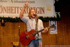 Roland Hefter, der 3. Tag in der Schönheitskönigin auf der Oidn Wiesn am Oktoberfest in München 2018