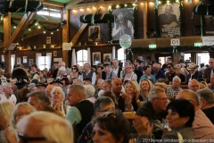 Tag 4 im Volkssängerzelt zur Schönheitskönigin auf der Oidn Wiesn am Oktoberfest in München 2019