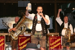 Tanngrindler Musikanten, Tag 4 im Volkssängerzelt zur Schönheitskönigin auf der Oidn Wiesn am Oktoberfest in München 2019