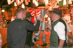 Tag 4 im Volkssängerzelt zur Schönheitskönigin auf der Oidn Wiesn am Oktoberfest in München 2019