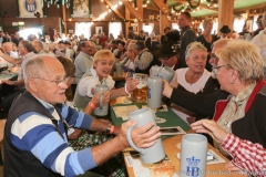 Schönheitskönigin 5. Tag auf der Oidn Wiesn am Oktoberfest in München 2018