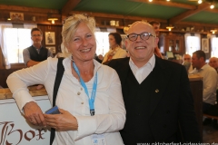 Sabine von Meyeren und Jürgen Kirner, Schönheitskönigin 6. Tag auf der Oidn Wiesn  am Oktoberfest in München 2018