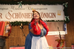 Crissy Simon, Schönheitskönigin 6. Tag auf der Oidn Wiesn  am Oktoberfest in München 2018