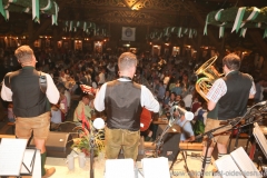 Trio Schleudergang, Schönheitskönigin 7. Tag auf der Oidn Wiesn am Oktoberfest in München 2018