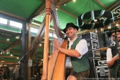 Hochalm Tanzlmusi, Der 7. Tag im Volkssängerzelt zur Schönheitskönigin auf der Oidn Wiesn in München 2019