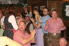 Der 8. Tag im Volkssängerzelt zur Schönheitskönigin auf der Oidn Wiesn in München 2019