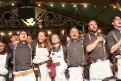 Finale im Volkssängerzelt zur Schönheitskönigin auf der Oidn Wiesn in München 2019