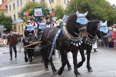 Trachten- und Schützenzug am Oktoberfest in München 2018