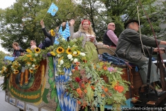 Trachten- und Schützenzug am Oktoberfest in München 2018