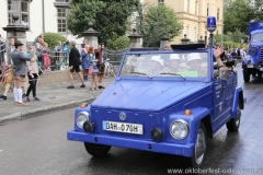 Trachten- und Schützenzug am Oktoberfest in München 2018