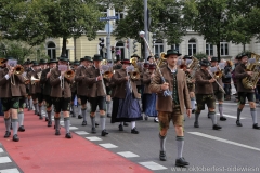 Trachten- und Schützenzug am Oktoberfest in München 2018