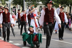 Trachten- und Schützenzug am Oktoberfest in München 2018