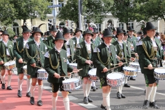 Trachten- und Schützenzug am Oktoberfest in München 2018