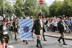 Trachten- und Schützenzug am Oktoberfest in München 2018