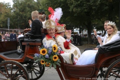 Trachten- und Schützenzug am Oktoberfest in München 2019