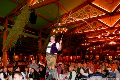 Werdnfoisawoifahrts Musi, Tag 12 im Volkssängerzelt Schützenlisl auf der Oidn Wiesen am Oktoberfest in München 2022