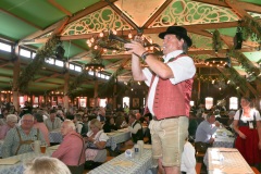 Blech 5ünf, Tag 6 im Volkssängerzelt Schützenlisl auf der Oidn Wiesn am Oktoberfest in München 2022