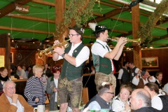 Blech 5ünf, Tag 6 im Volkssängerzelt Schützenlisl auf der Oidn Wiesn am Oktoberfest in München 2022