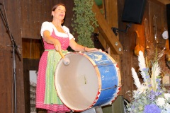 Traudi Siferlinger, Tag 6 im Volkssängerzelt Schützenlisl auf der Oidn Wiesn am Oktoberfest in München 2022