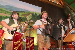 Luisss Leit'n Musi, Tag 8 im Volkssängerzelt Schützenlisl auf der Oidn Wiesen am Oktoberfest in München 2022