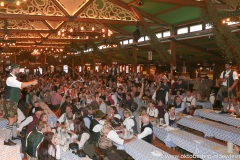 Trachtenverein Almfrieden Steingaden, Tag 9 im Volkssängerzelt Schützenlisl auf der Oidn Wiesen am Oktoberfest in München 2022