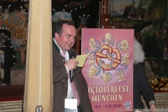 Clemens Baumgärtner, Vorstellung Wiesnplakat im Stadtmuseum in München 2020