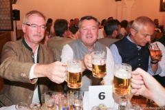 Alexander Reissl, Josef Schmid, Dr. Michael Möller (von li. nach re.), Wiesnbierprobe in der Ratstrinkstube im Rathaus in München 2018