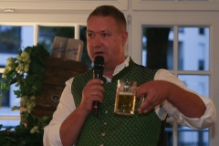 Harald Stückle, Wiesnbierprobe im Bad am Bavariaring  in München .2019
