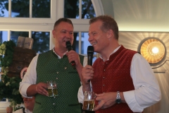 Harald Stückle und Andreas Steinfatt (re.), Wiesnbierprobe im Bad am Bavariaring  in München .2019