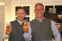 Andreas Brunner und  Christian Dahnke (re.), Wiesnbierprobe im Bad am Bavariaring  in München .2019