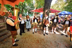 Alois Altmann und seine Isarspatzen in Teilbesetzung im Hofbräukeller, Wirtshaus Wiesn  im Hofbräukeller in München 2021